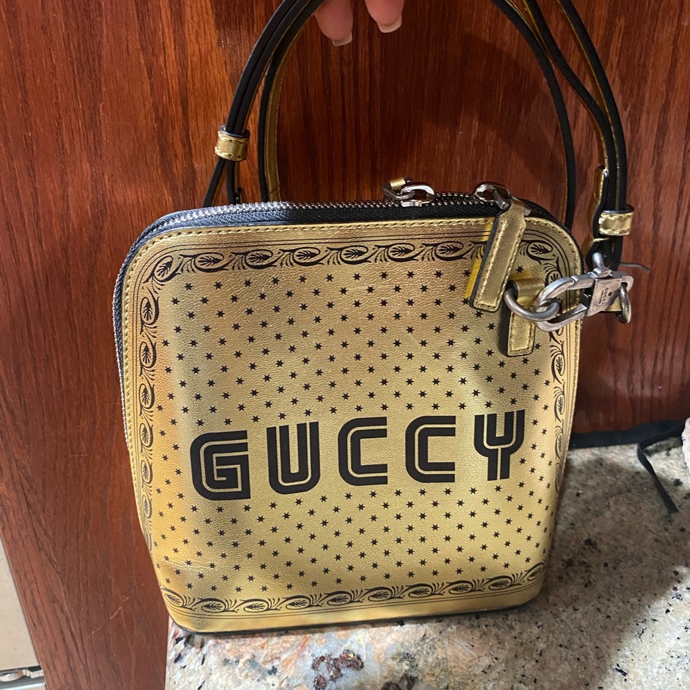 NEW Gucci purse